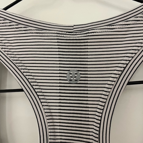 Lululemon Swiftly Racerback 2.0 - Picture 9 of 10